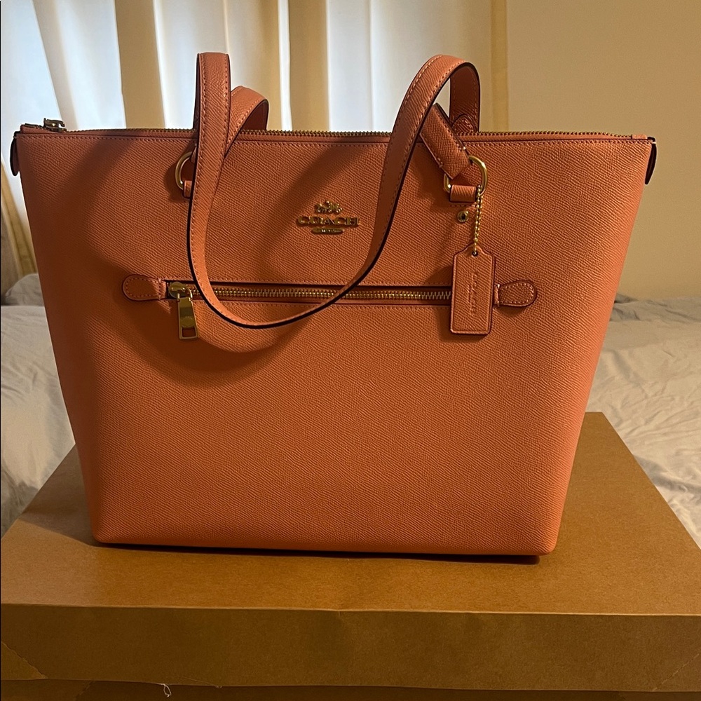 Price Drop!!! Authentic Coach Candy Pink Tote Bag - Picture 5 of 12